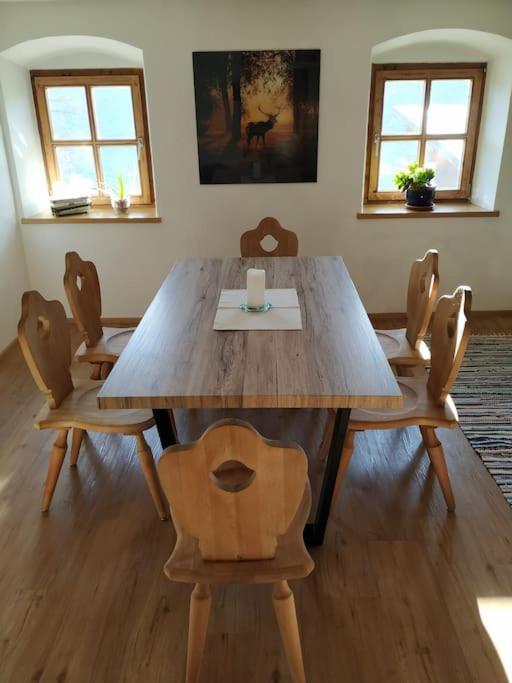 Upcycling Appartement Fischl - Nachhaltig Und Kreativ Wohnen Fuer Gross Und Klein Енбах Экстерьер фото